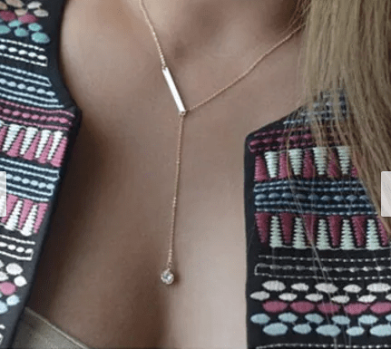 how-to-accessorize-your-neckline