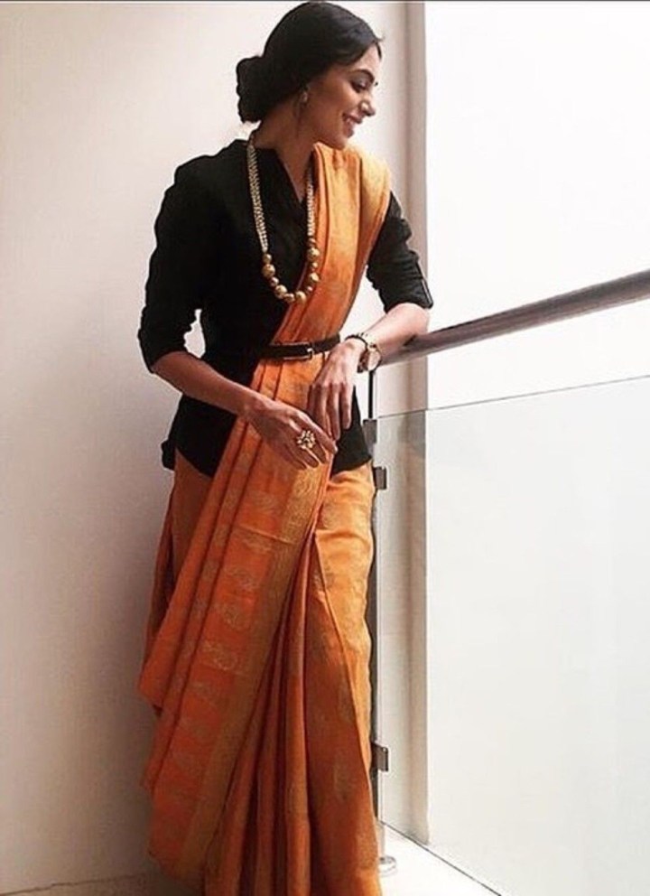 belt-on-saree